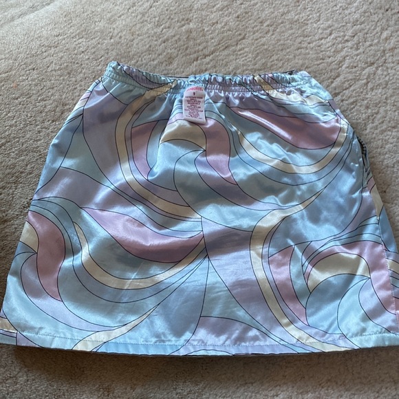 Girls GYMBOREE Silver Skirt - Picture 3 of 7